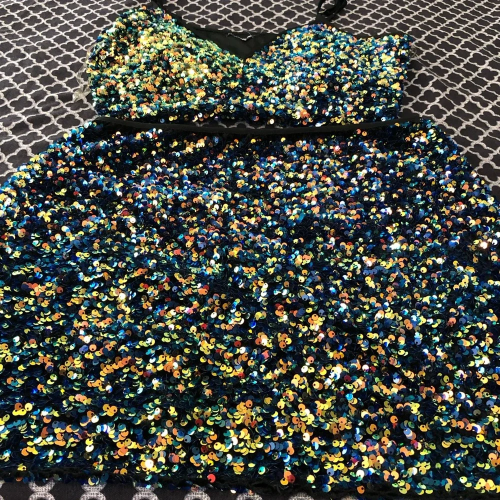 Fashion Nova Sequin Matching Skirt Set Here For A Good Shine AB12 Sz XL